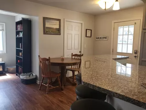 Dining - 6571 Nottingham Dr, Grayling, MI 49738 photo 5 of 7