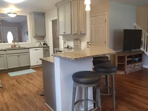 Kitchen - 6571 Nottingham Dr, Grayling, MI 49738 photo 9 of 15