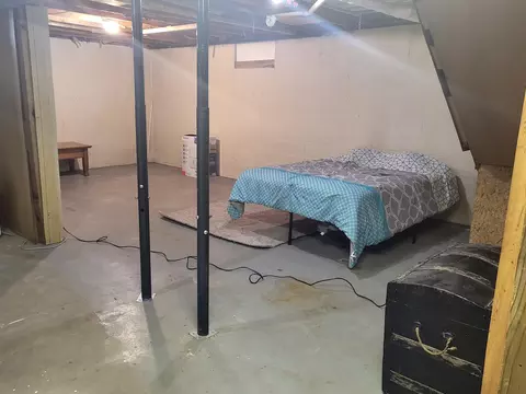 Bedroom - 6571 Nottingham Dr, Grayling, MI 49738 photo 13 of 13