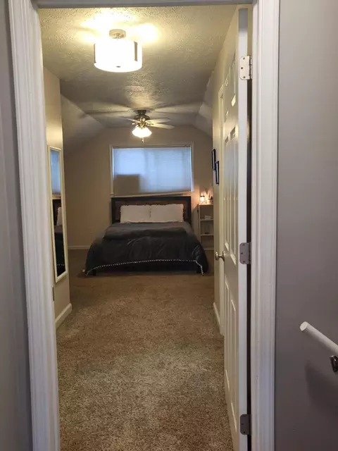 Bedroom - 6571 Nottingham Dr, Grayling, MI 49738 photo 3 of 13