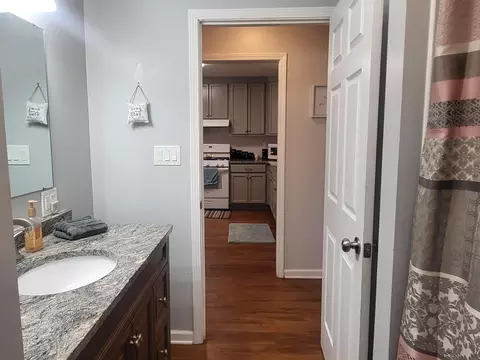 Bath - 6571 Nottingham Dr, Grayling, MI 49738 photo 7 of 11