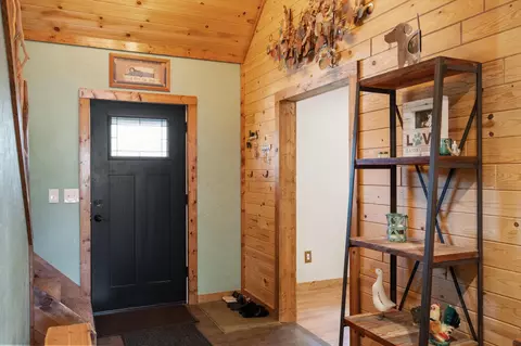 Entry Way - 14772 Elk Trail Rd, Wolverine, MI 49799 photo 1 of 2