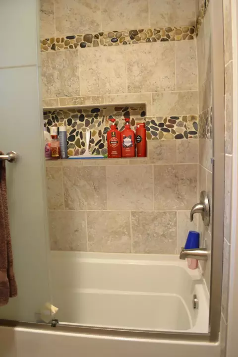 Bath - 107 Clearview Dr, Roscommon, MI 48653 photo 3 of 3