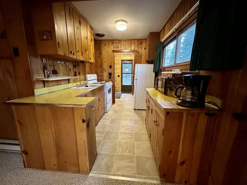 Kitchen - 307 Black Bear Drive Grayling Mi 49738 Dr, Grayling, MI 49738 photo 1 of 3