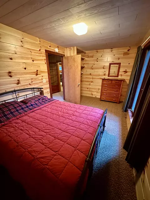 Bedroom - 307 Black Bear Drive Grayling Mi 49738 Dr, Grayling, MI 49738 photo 8 of 10