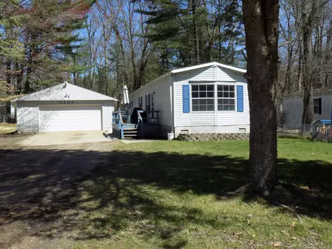 3253 S Reserve Rd, Prudenville, MI 48651
