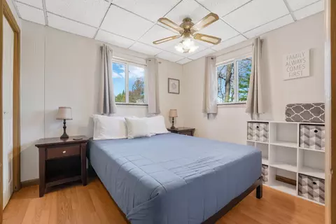 Bedroom - 8859 Hillcrest Rd, Roscommon, MI 48653 photo 1 of 4
