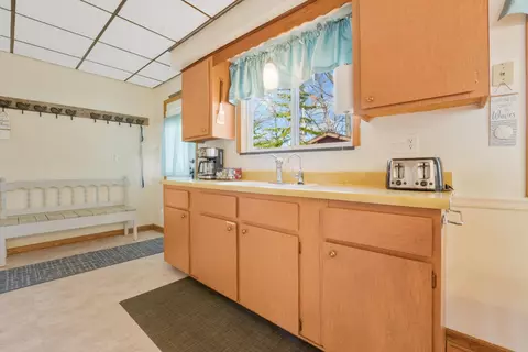 Kitchen - 8859 Hillcrest Rd, Roscommon, MI 48653 photo 1 of 3