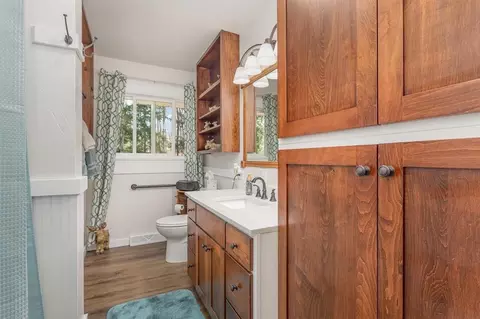 Bath - 535 E Howard Rd, Beaverton, MI 48612 photo 2 of 2
