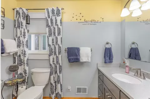 Bath - 535 E Howard Rd, Beaverton, MI 48612 photo 1 of 2