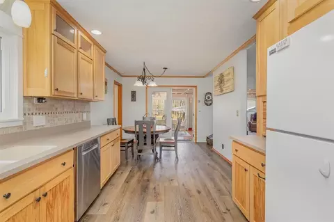 Kitchen - 535 E Howard Rd, Beaverton, MI 48612 photo 4 of 4