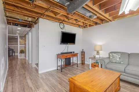 Living - 535 E Howard Rd, Beaverton, MI 48612 photo 4 of 5