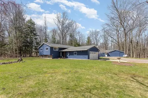 Exterior - 535 E Howard Rd, Beaverton, MI 48612 photo 3 of 17
