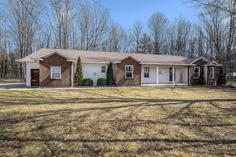 981 Greenwood Lane Gaylord Mi 49735 Ln, Gaylord, MI 49735