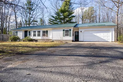 6786 Bosserman Court Indian River Mi 49749 Ct, Indian River, MI 49749