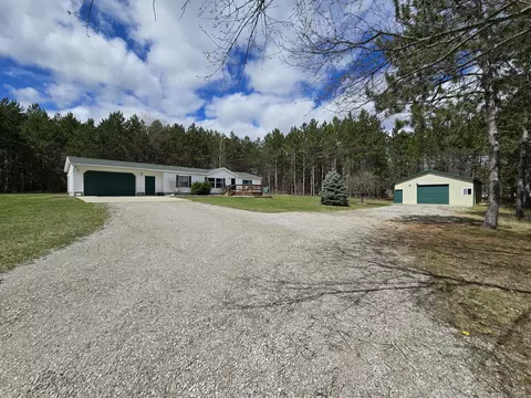 14 Loshaw Dr, Vanderbilt, MI 49795