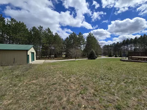 Exterior - 14 Loshaw Dr, Vanderbilt, MI 49795 photo 12 of 15