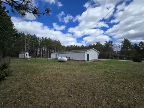 Exterior - 14 Loshaw Dr, Vanderbilt, MI 49795 photo 10 of 15