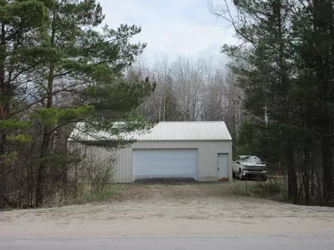 3671 Riggsville Road Cheboygan Mi 49721 Rd, Cheboygan, MI 49721