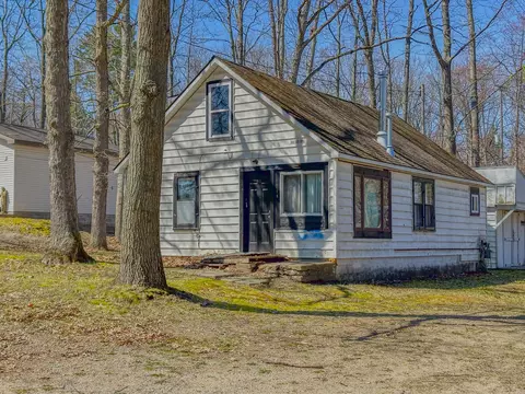 218 Joliet Avenue Houghton Lake Mi 48629 Ave, Houghton Lake, MI 48629