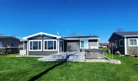 13320 W Shore Drive Houghton Lake Mi 48629 Dr, Houghton Lake, MI 48629