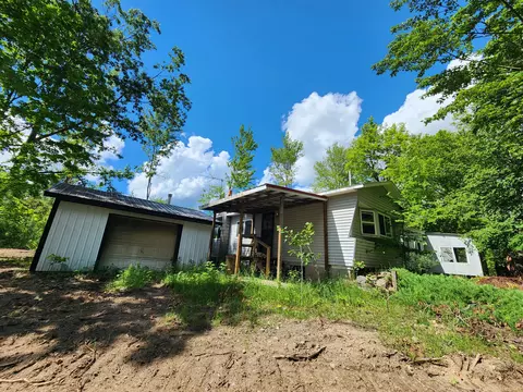 Exterior - 2316 E Kneeland Road Fairview Mi 48621 Rd, Fairview, MI 48621 photo 3 of 29