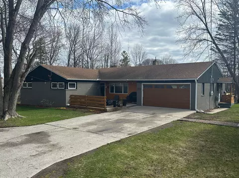 151 W Spruce Street St Ignace Mi 49781 St, St. Ignace, MI 49781