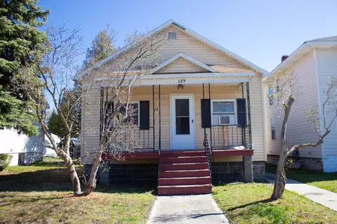 129 E Miller St, Alpena, MI 49707