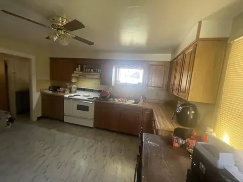 129 E Miller St, Alpena, MI 49707 photo 3