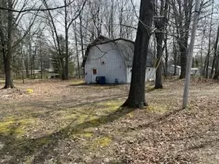 147 Victory Road Houghton Lake Mi 48629 Rd, Houghton Lake, MI 48629