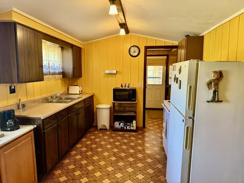 Kitchen - 541 S Circle Drive Mio Mi 48647 Dr, Mio, MI 48647 photo 3 of 3
