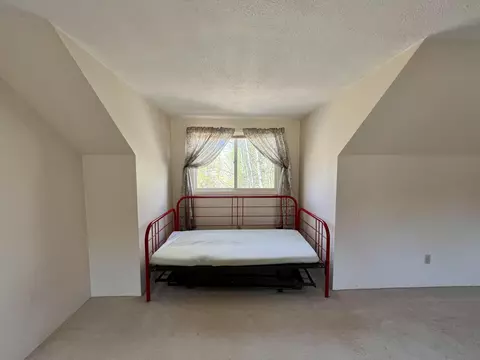 Bedroom - 7123 Hiawatha Dr, Frederic, MI 49733 photo 7 of 8