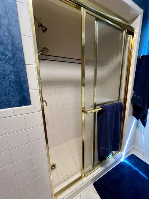 Bath - 7123 Hiawatha Dr, Frederic, MI 49733 photo 3 of 5