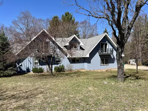Exterior - 7123 Hiawatha Dr, Frederic, MI 49733 photo 2 of 14