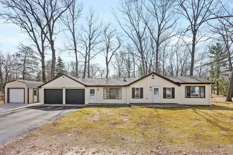 1807 Iroquois Avenue Prudenville Mi 48651 Ave, Prudenville, MI 48651