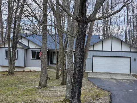 841 Porcupine Path, Gaylord, MI 49735