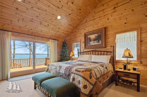 Bedroom - 1908 Cobb Rd, Lewiston, MI 49756 photo 1 of 8