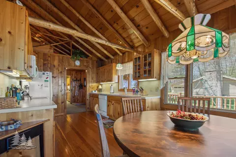 Dining - 1908 Cobb Rd, Lewiston, MI 49756 photo 2 of 3