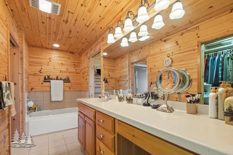 Bath - 1908 Cobb Rd, Lewiston, MI 49756 photo 3 of 8