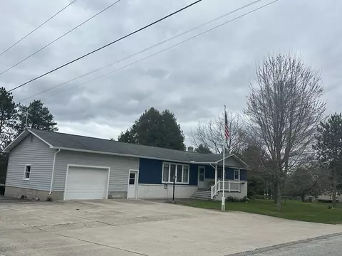 1237 Walter Street Alpena Mi 49707 St, Alpena, MI 49707 photo 2