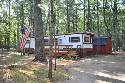 3601 Harmony Ct, Lewiston, MI 49756