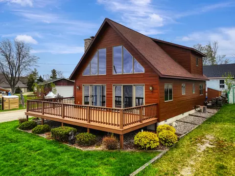 107 Williams Street Houghton Lake Mi 48629 St, Houghton Lake, MI 48629