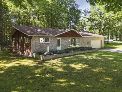 418 Chippewa Trail Houghton Lake Mi 48629 Trl, Houghton Lake, MI 48629