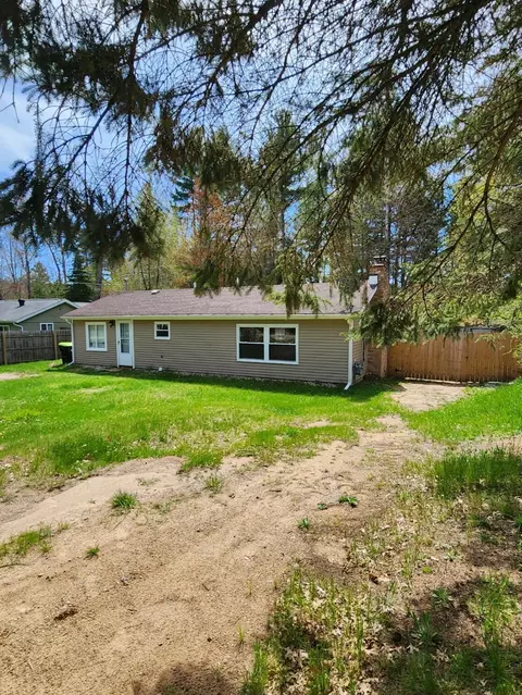 10442 Johnston Blvd, Saint Helen, MI 48656