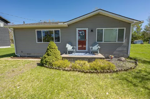 6838 Madison Avenue Hubbard Lake Mi 49747 Ave, Hubbard Lake, MI 49747