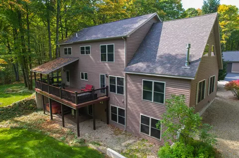 11234 Mt Frederick Road Gaylord Mi 49735 Rd, Gaylord, MI 49735