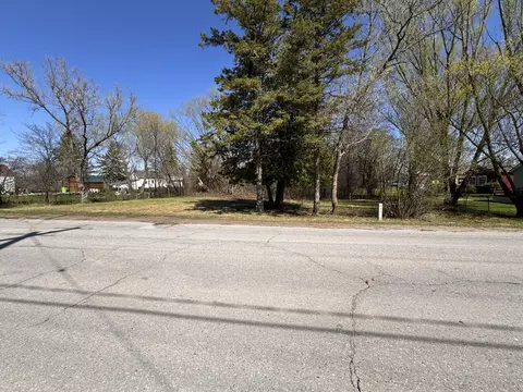 461 S Western Ave, Cheboygan, MI 49721 photo 3