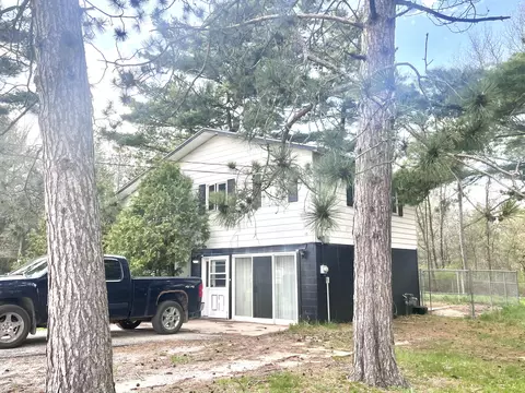 136 Barbara St, Grayling, MI 49738 photo 3