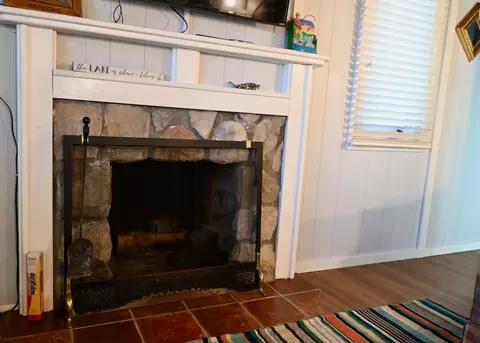 Living - 221 Jackson Blvd, Roscommon, MI 48653 photo 2 of 2