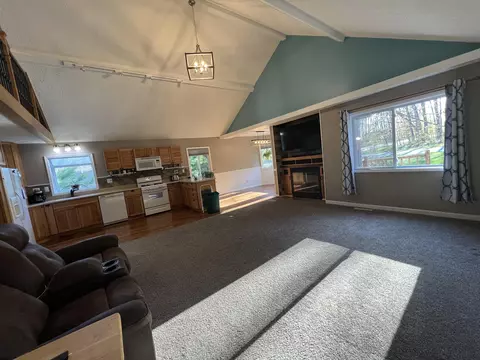 302 Ridgedale Dr, Roscommon, MI 48653 photo 6